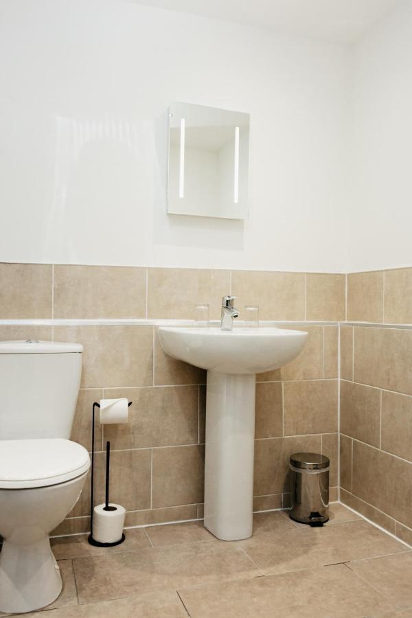 The Sitwell Arms Hotel Mosborough ภายนอก รูปภาพ