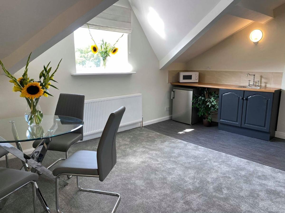 The Sitwell Arms Hotel Mosborough ภายนอก รูปภาพ